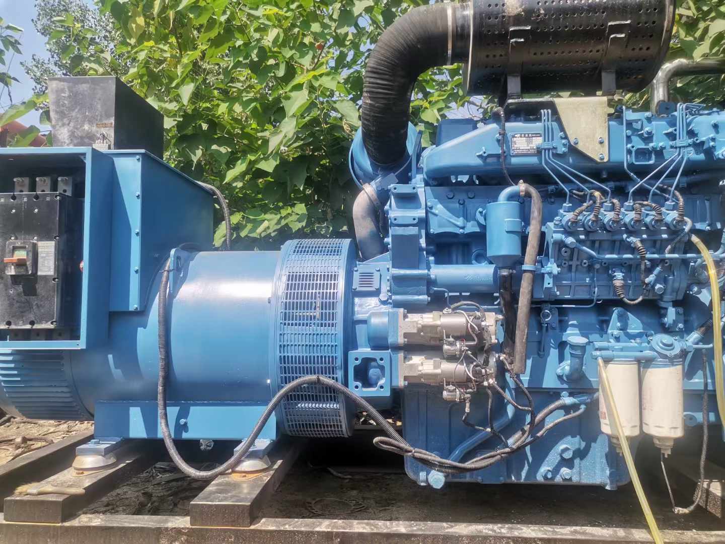 团风详细说明降低 800kW 柴油发电机输出电流波动的方法